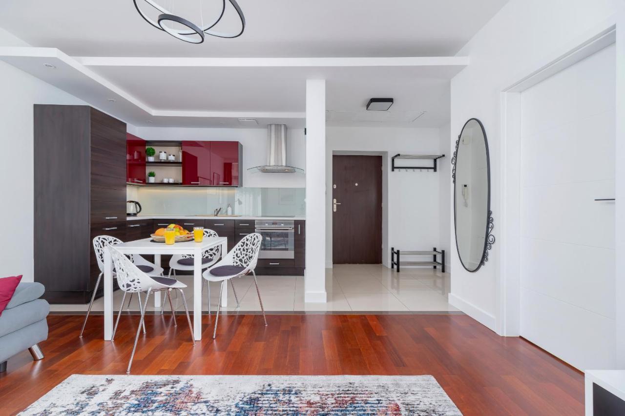Apartment Lobzowska Cracow By Noclegi Renters Krakow Bagian luar foto