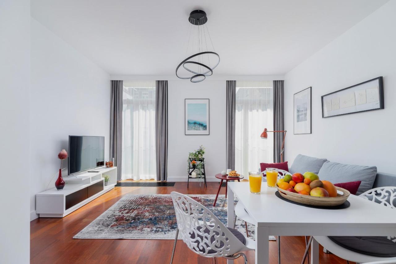Apartment Lobzowska Cracow By Noclegi Renters Krakow Bagian luar foto